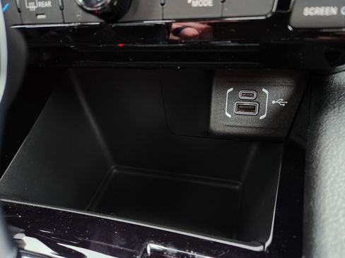 New 2026 Jeep Compass Latitude image 28