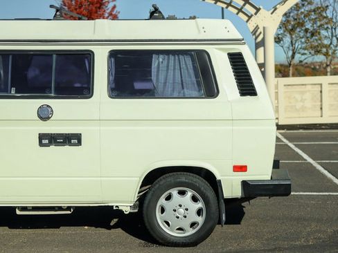 Used 1989 Volkswagen Vanagon GL image 5