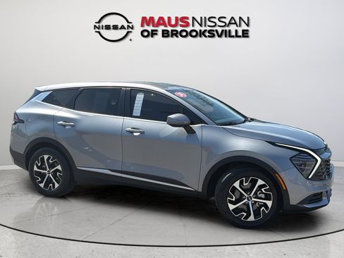 Used 2024 Kia Sportage EX FWD image 14