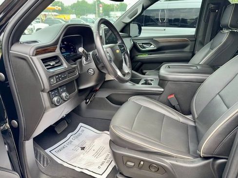 Used 2022 Chevrolet Tahoe Premier AWD/4WD image 13