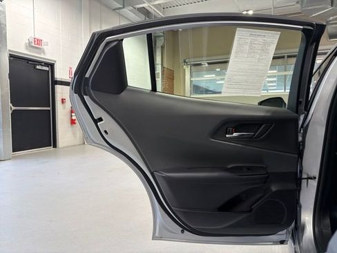 Used 2023 Toyota Prius XLE AWD/4WD image 23