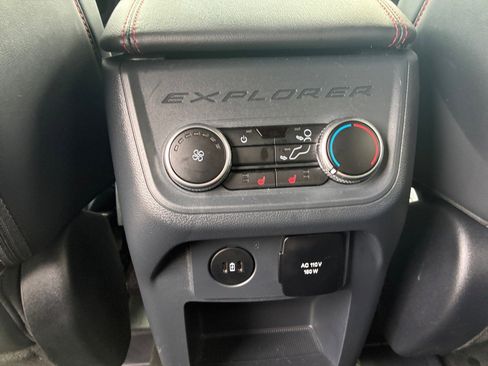 Used 2025 Ford Explorer ST-Line w/ Premium Package AWD/4WD image 21