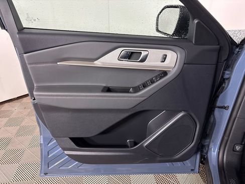 New 2026 Ford Explorer Active w/ Active Comfort Package RWD image 15