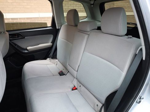 Used 2017 Subaru Forester 2.5i Premium w/ All-Weather Package image 22