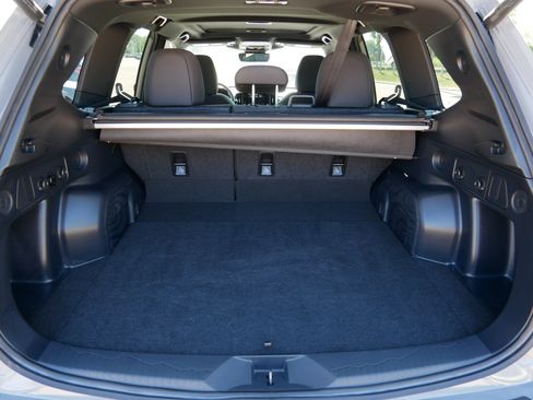 Used 2026 Subaru Forester Premium AWD/4WD image 18
