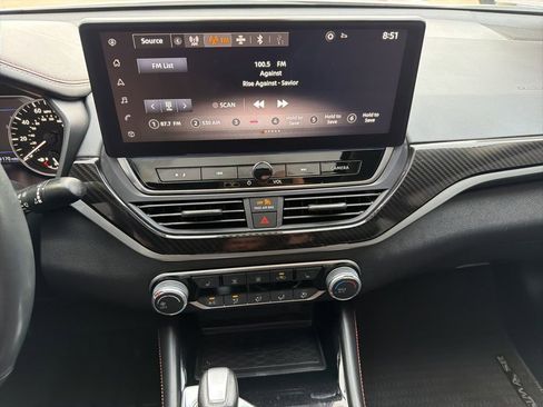 Used 2023 Nissan Altima 2.5 SR w/ SR Premium Package image 26