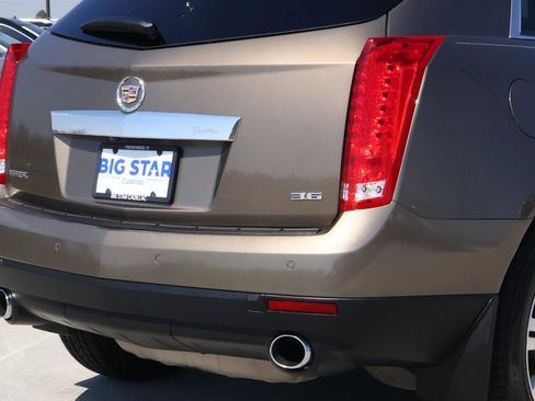 Used 2016 Cadillac SRX Luxury w/ Driver Awareness Package image 11