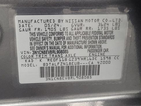 Used 2024 Nissan Versa SV image 33