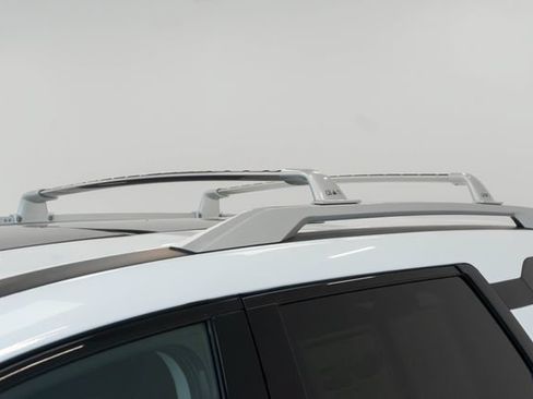 Used 2025 Nissan Pathfinder Platinum w/ Cargo Package FWD image 3
