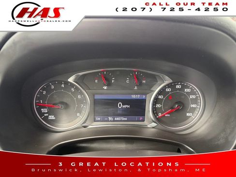 Used 2024 GMC Terrain SLT AWD/4WD image 15