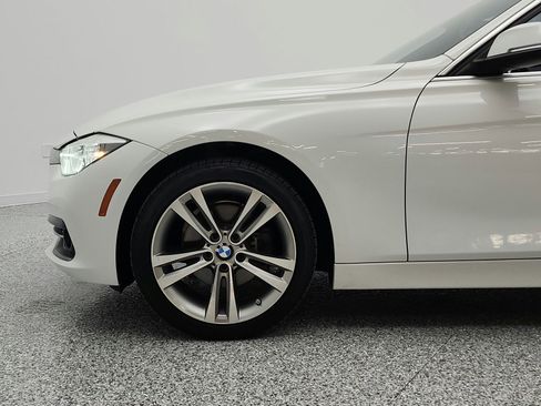 Used 2018 BMW 330i Sedan image 21