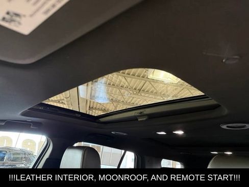 Used 2022 Chevrolet Traverse LT AWD/4WD image 13