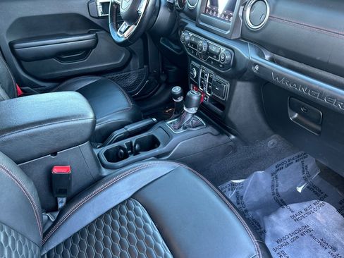 Used 2020 Jeep Wrangler Unlimited Rubicon w/ Quick Order Package 28Y Recon image 18
