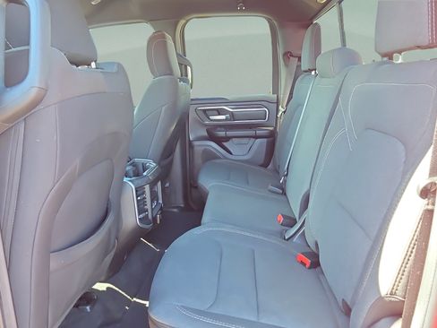 Used 2022 RAM 1500 Big Horn AWD/4WD image 11