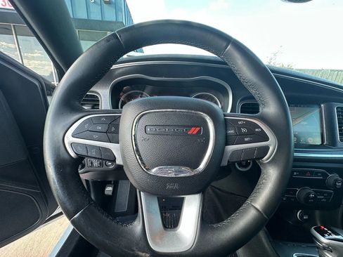 Used 2015 Dodge Charger SXT image 25