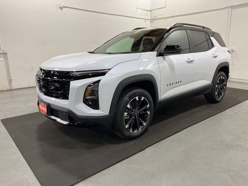 New 2026 Chevrolet Equinox RS w/ Convenience Package III image 3