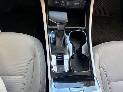 Used 2025 Hyundai Tucson SEL FWD image 23