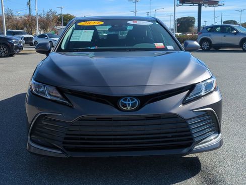 Used 2023 Toyota Camry LE image 17