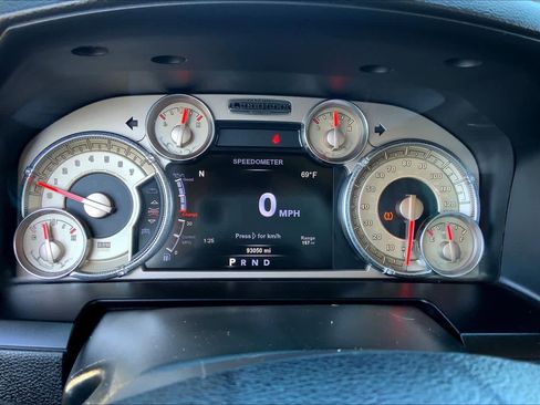 Used 2017 RAM 1500 Laramie Longhorn image 24