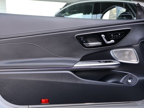 Certified 2024 Mercedes-Benz CLE 300 4MATIC Coupe image 15