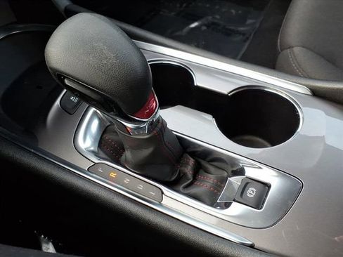 Used 2022 Chevrolet Malibu RS image 23