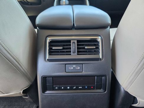 Certified 2025 MAZDA CX-90 3.3 Turbo w/ Preferred Package AWD/4WD image 14