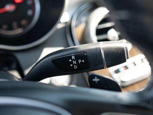 Used 2015 Mercedes-Benz C 300 Sedan image 36