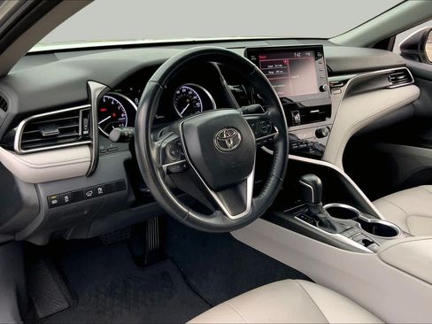 Used 2023 Toyota Camry XLE FWD image 17