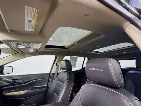 Used 2019 GMC Acadia Denali w/ Technology Package image 23