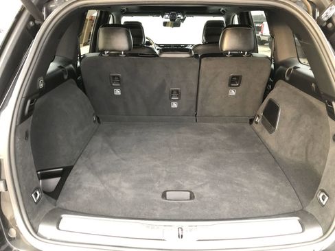 Used 2022 Jeep Grand Cherokee Overland w/ Adv Protech Group III image 33