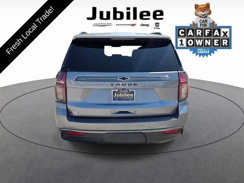 Used 2022 Chevrolet Tahoe Z71 w/ Luxury Package AWD/4WD image 3