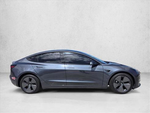 Used 2023 Tesla Model 3 Standard Range RWD image 4