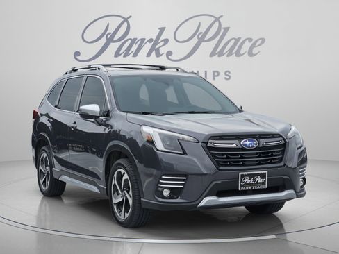 Used 2024 Subaru Forester Touring AWD/4WD image 8
