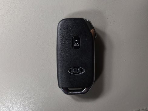 Used 2022 Kia Sorento EX w/ Panoramic Sunroof Package image 32