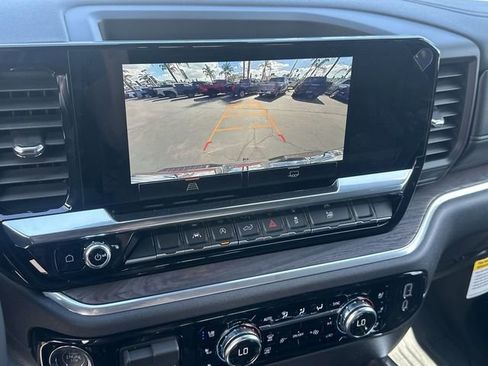 New 2026 GMC Sierra 1500 SLT w/ SLT Premium Package AWD/4WD image 15
