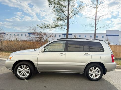 Used 2006 Toyota Highlander 4WD Hybrid image 10