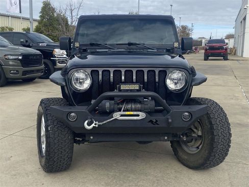 Used 2022 Jeep Wrangler Unlimited Sport image 2