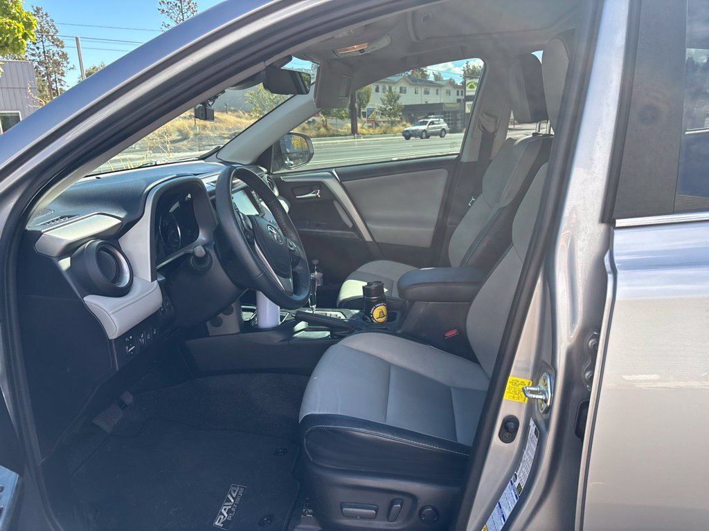 Used 2017 Toyota RAV4 Platinum w/ All Weather Liner Package AWD/4WD image 5