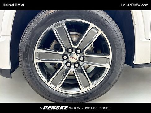 Used 2019 GMC Acadia Denali w/ LPO, Floor Liner Package FWD image 2