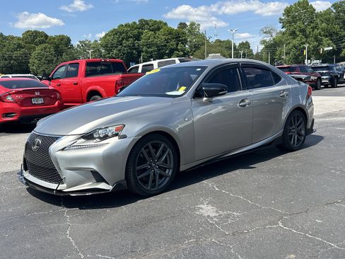 Used 2016 Lexus IS 200t w/ F Sport Package RWD image 4