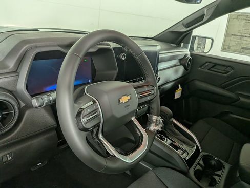 New 2026 Chevrolet Colorado W/T w/ WT Custom Package AWD/4WD image 16