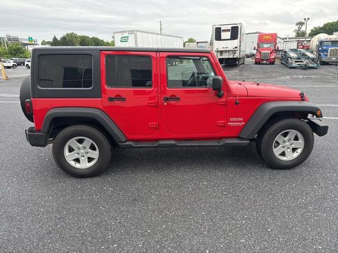 Used 2011 Jeep Wrangler Unlimited Sport AWD/4WD image 6