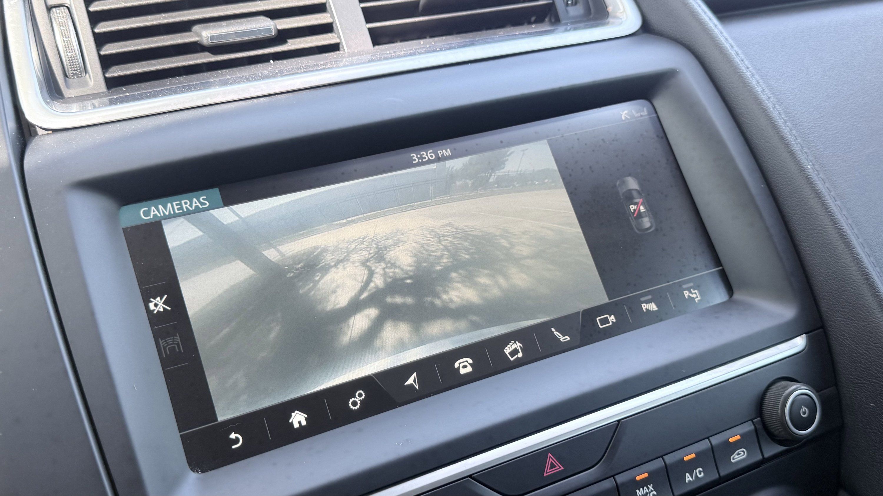 Used 2020 Jaguar E-PACE SE AWD/4WD image 77