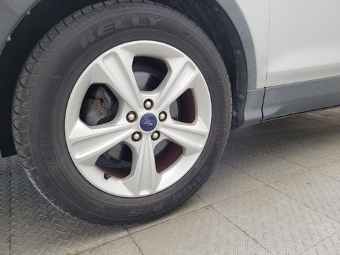 Used 2014 Ford Escape SE FWD image 31