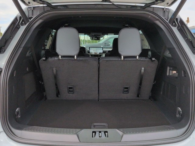 New 2027 Ford Explorer ST-Line w/ Premium Package RWD image 14