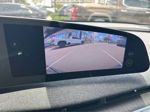Used 2024 Lucid Air Touring AWD/4WD image 6