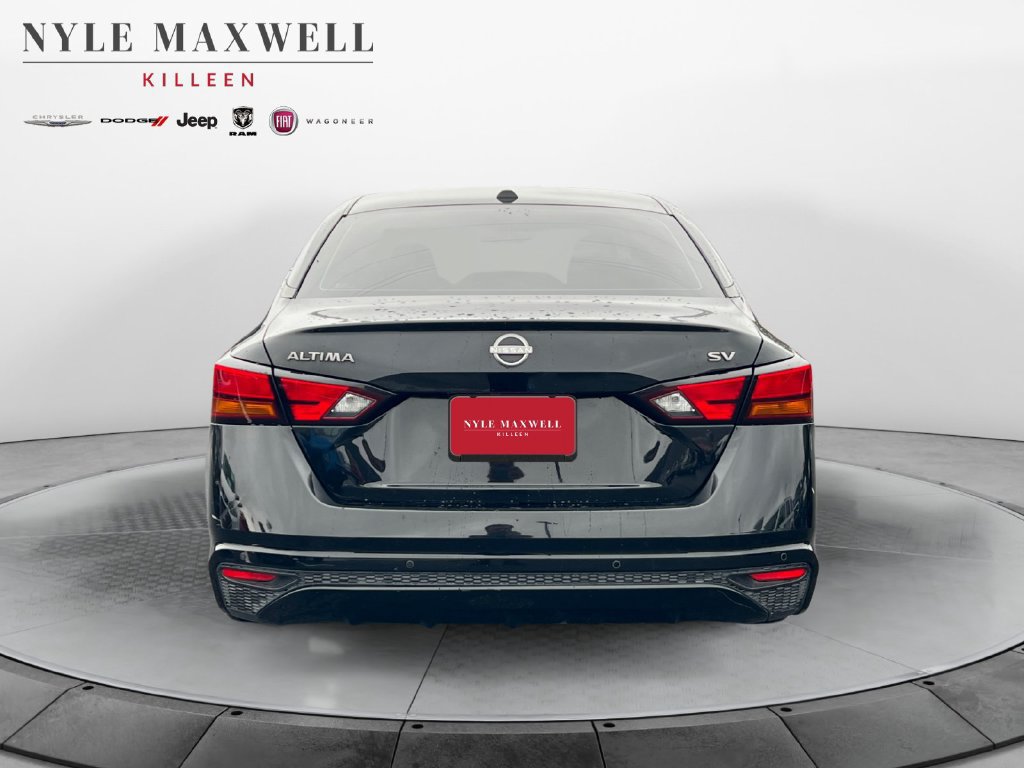 Used 2024 Nissan Altima 2.5 SV FWD image 15