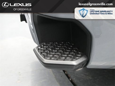 Used 2023 GMC Sierra 1500 Denali Ultimate image 13