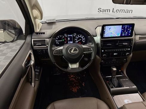 Used 2023 Lexus GX 460 Luxury w/ Accessory Package image 23