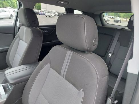 Used 2023 Chevrolet Blazer LT w/ Convenience Package FWD image 6